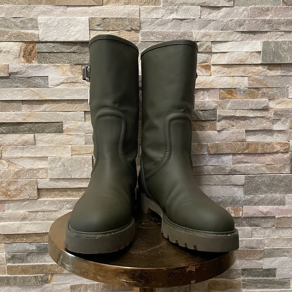 Louis Vuitton 40 Rubber Territory Boots | Olive Green, Calfskin EU 40/US 9 Italy - Picture 12 of 14